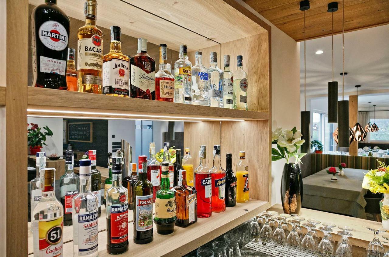 Appartement-Hotel Anthea Тироло Экстерьер фото